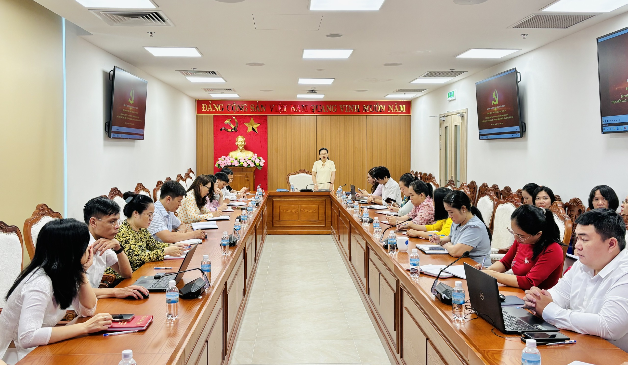 Đảng bộ Ban Tuyên giáo và Dân vận Tỉnh ủy sinh hoạt chuyên đề quý III/2026